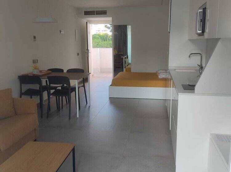 استودیوی استاندارد, Iberflat Apartamentos Los Pinos