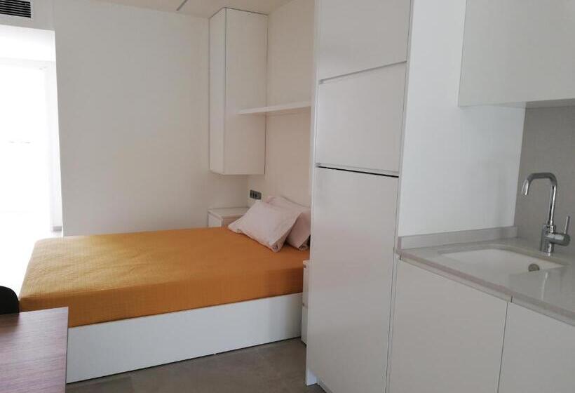 스탠다드 스튜디오, Iberflat Apartamentos Los Pinos