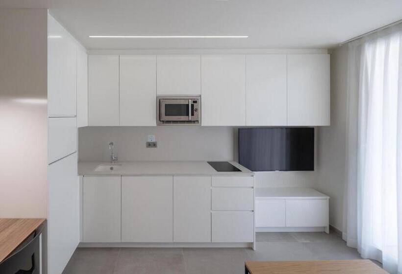 Студио Стандарт с Балконом, Iberflat Apartamentos Los Pinos