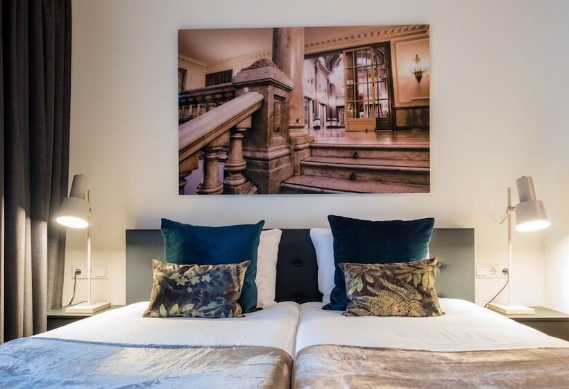 اتاق لوکس, Nero Office Hotel & City Café