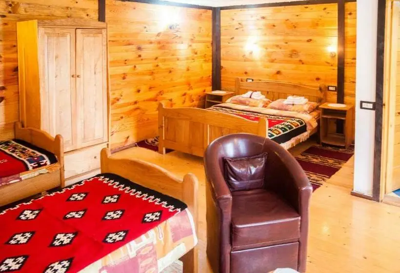 استودیو خانوادگی, Etno Guest House Gorski Car
