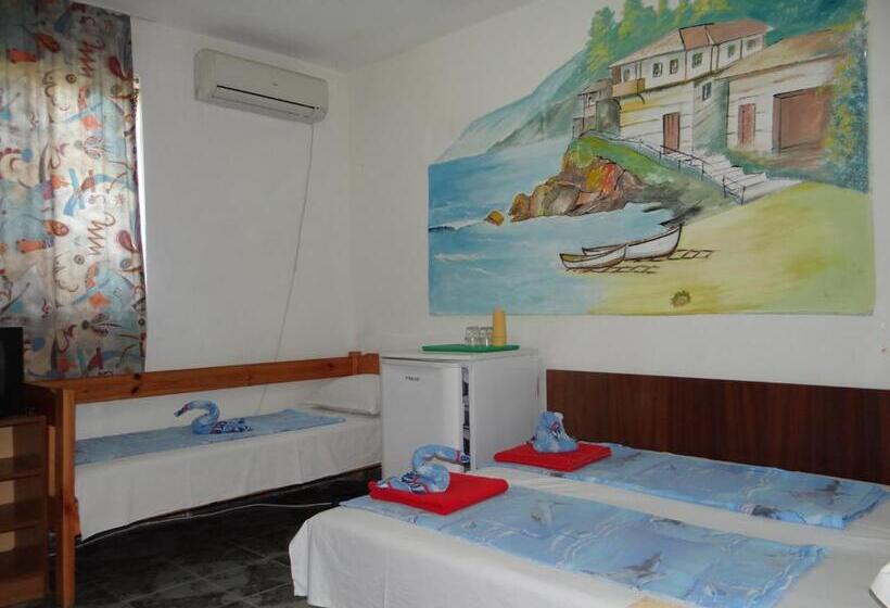 4인용 스탠다드 룸, Guest House Rusalka