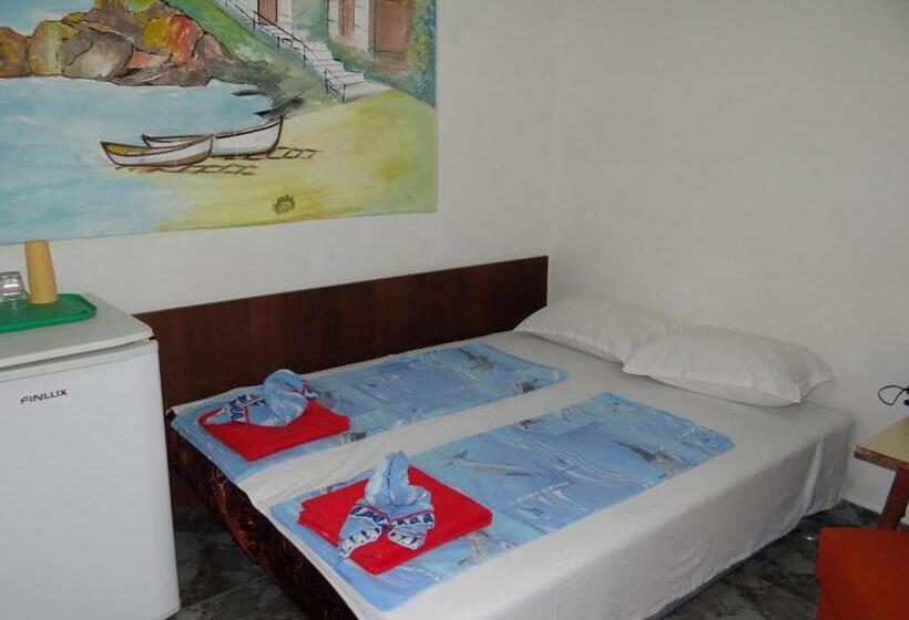 Четырехместный Номер Стандарт, Guest House Rusalka