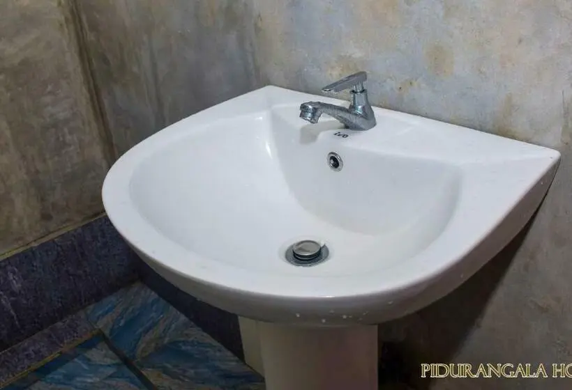 Geteiltes Mehrbettzimmer, Pidurangala Hostel
