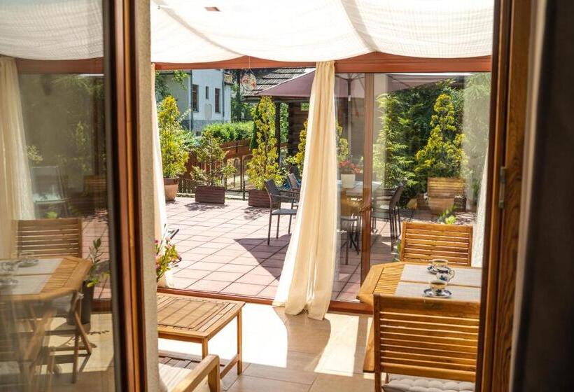 شقة غرفتين نوم مزودة بتراس, Willa Iskra