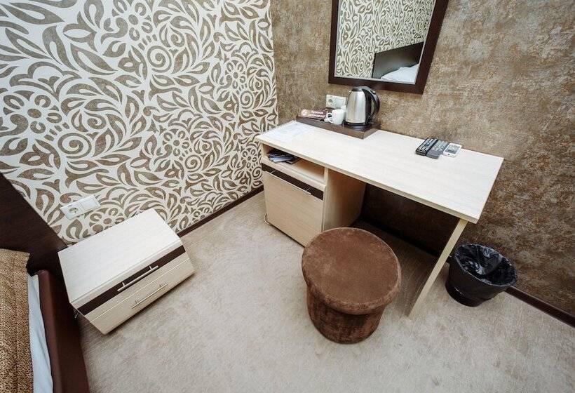 标准间, Bliss House