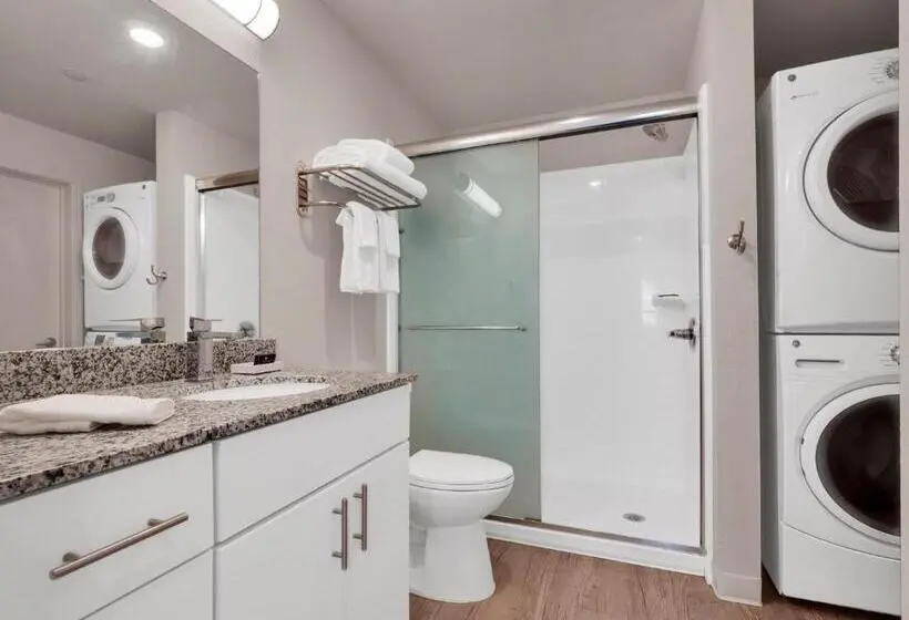 سوئیت 2 خوابه, Waterwalk Extended Stay By Wyndham Raleigh   Rtp