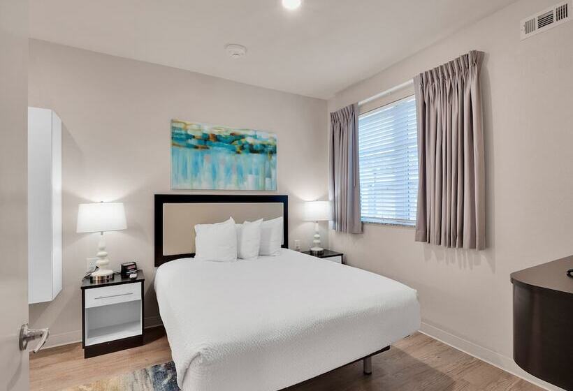 جناح غرفتين نوم, Waterwalk Extended Stay By Wyndham Raleigh   Rtp