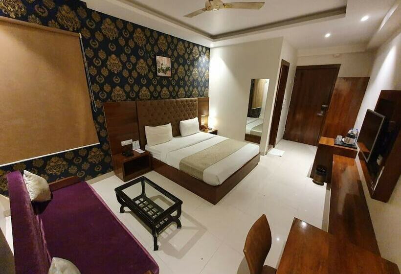 اتاق لوکس, The Vegas By De Pavilion, Delhi Airport