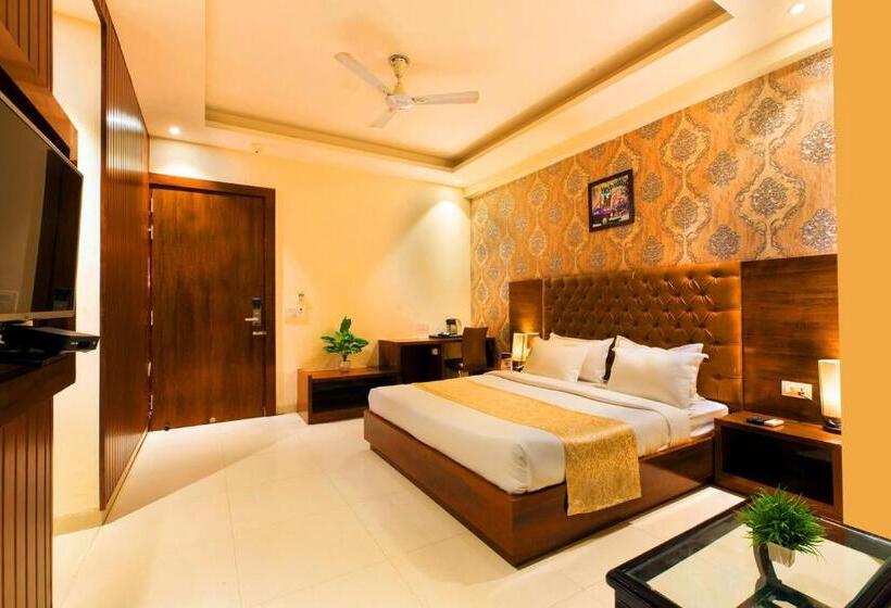 اتاق لوکس, The Vegas By De Pavilion, Delhi Airport