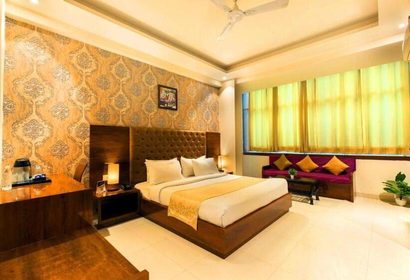 اتاق لوکس, The Vegas By De Pavilion, Delhi Airport