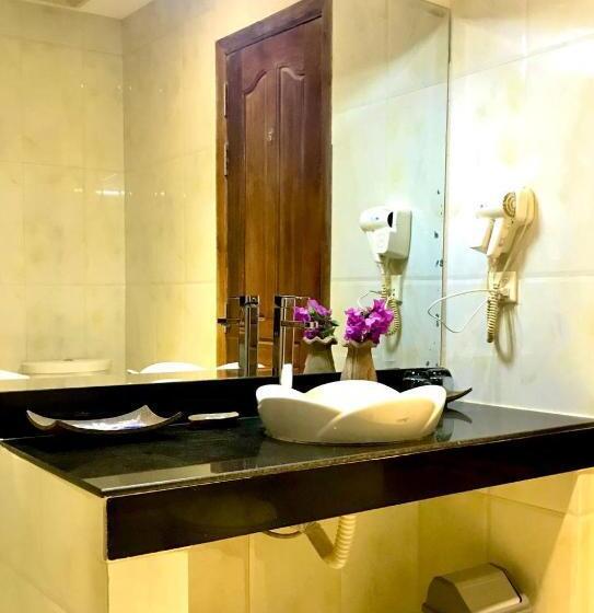 اتاق استاندارد با تراس, Rata Boutique