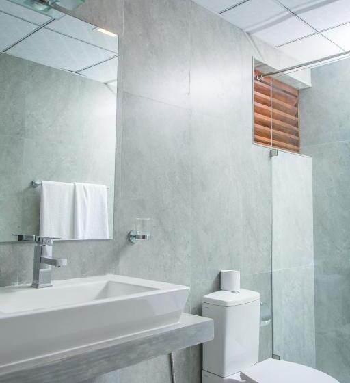 Номер Superior Нижний Этаж, Sapphire Seas Beachfront