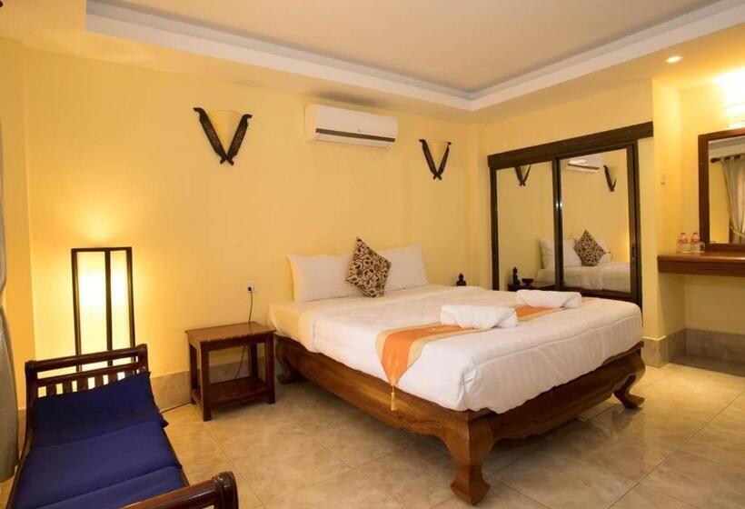 带阳台的豪华间, River Retreat Boutique