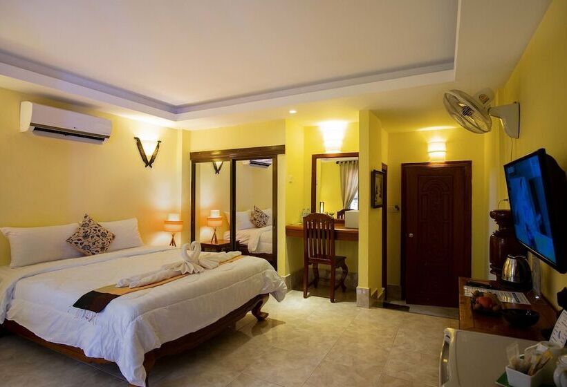 带阳台的豪华间, River Retreat Boutique