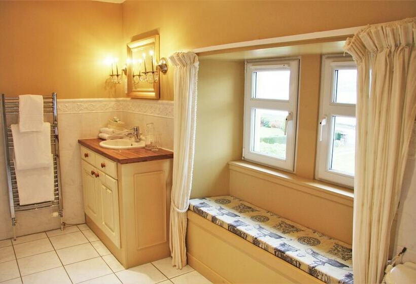 سوئیت پریمیوم, Rudha Na Craige