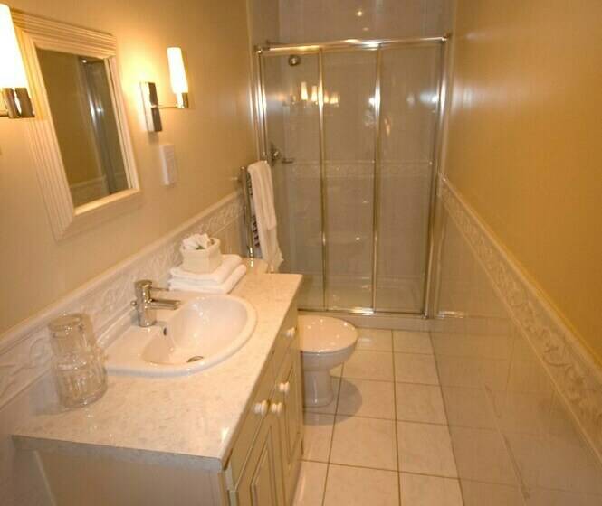 سوئیت پریمیوم, Rudha Na Craige