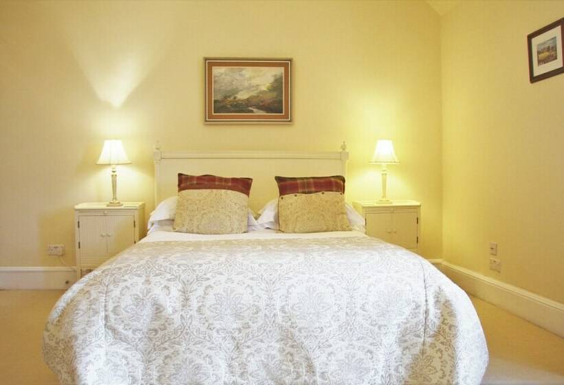 سوئیت پریمیوم, Rudha Na Craige