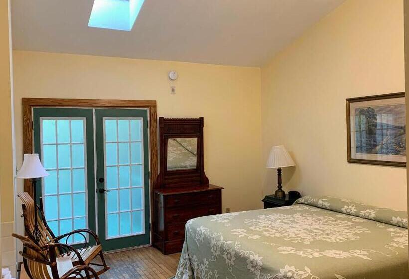 스탠다드 룸 킹사이즈 침대, Gordon Beach Inn