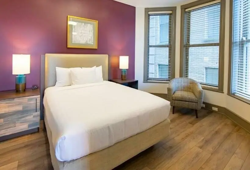 身障者適用キングサイズベッドルーム, Holiday Inn Club Vacations New Orleans Resort, An Ihg