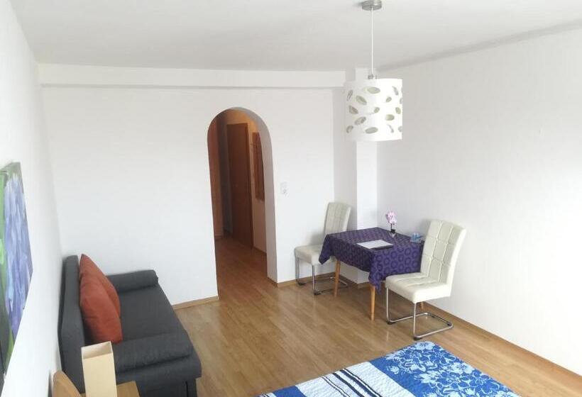 غرفة قياسية ثلاثية, Frühstückspension See Panorama