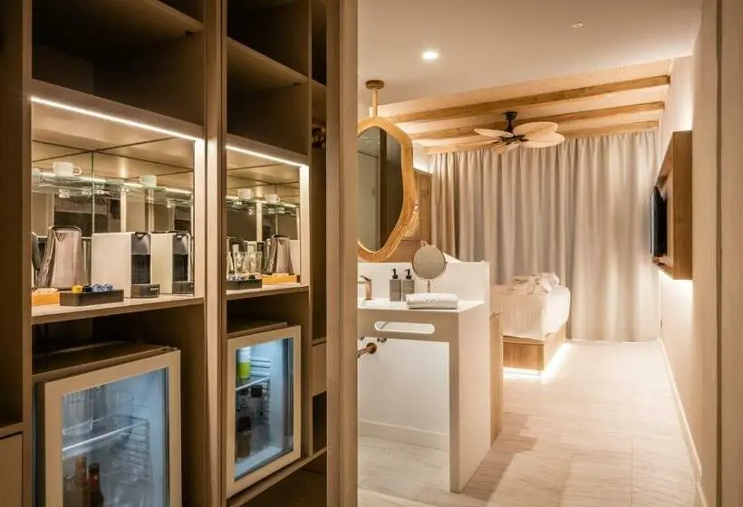 バスタブ付きスタンダードルーム, Lago Resort Menorca Suites Del Lago Adults Only