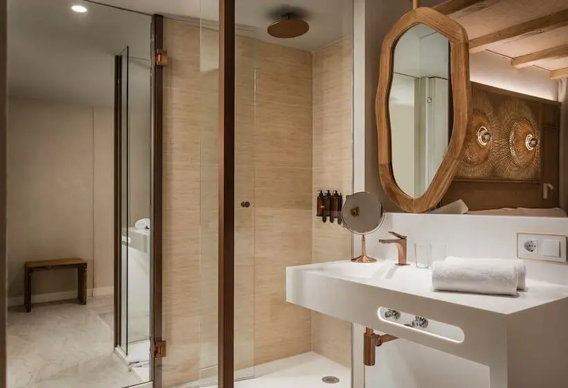 プールの見えるスーペリアルーム, Lago Resort Menorca Suites Del Lago Adults Only