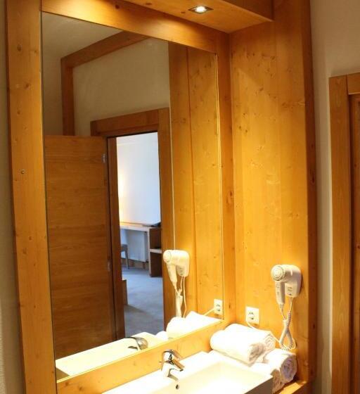 Полулюкс, Monte Cervo Bio Hotel & Spa