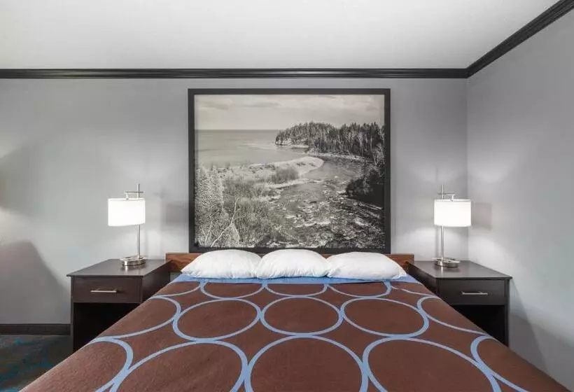 Standard-huone King-vuode, Super 8 By Wyndham Duluth