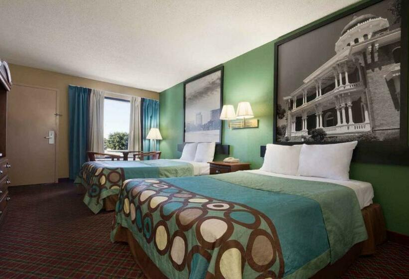 Номер Стандарт 2 Двуспальные Кровати, Super 8 By Wyndham Hattiesburg North