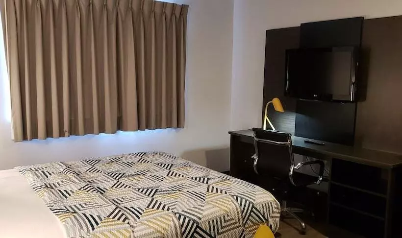Deluxe-huone Soveltuu Liikuntarajoitteisille, Motel 6kewanee, Il