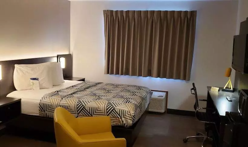 Deluxe-huone Soveltuu Liikuntarajoitteisille, Motel 6kewanee, Il