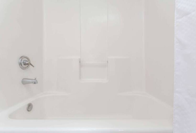 غرفه قياسيه سريرين مزدوجين, Super 8 By Wyndham Cottonwood