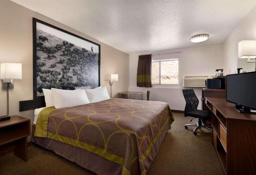 סוויטה, Super 8 By Wyndham Custer/crazy Horse Area