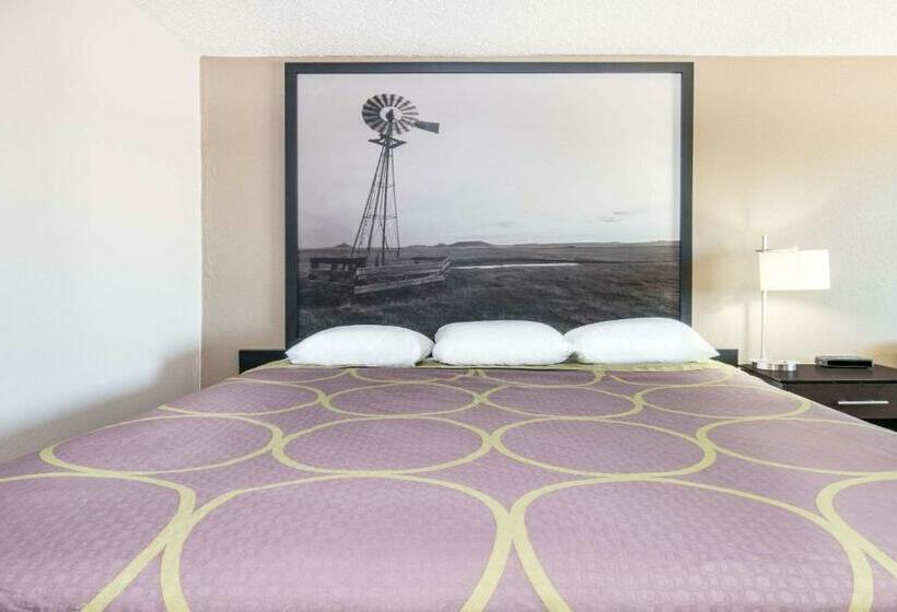 غرفة قياسية سرير كينج, Super 8 By Wyndham Miller