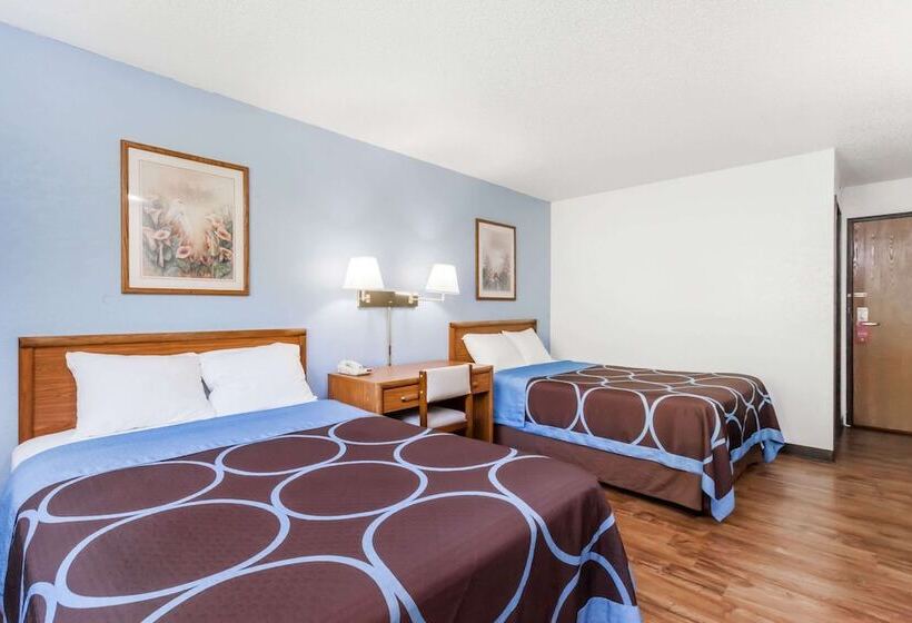 חדר סטנדרט שתי מיטות זוגיות, Super 8 By Wyndham Norwich