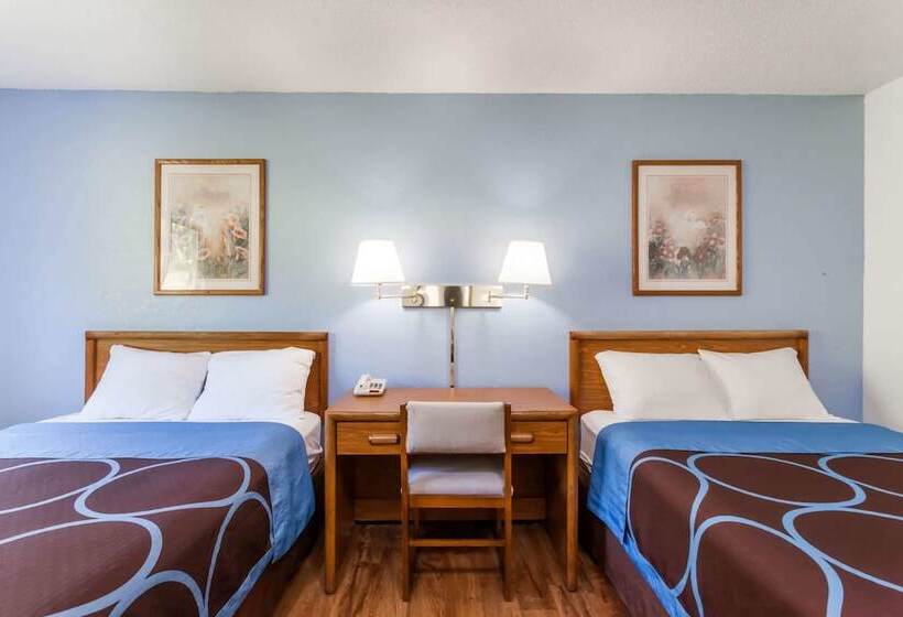 חדר סטנדרט שתי מיטות זוגיות, Super 8 By Wyndham Norwich