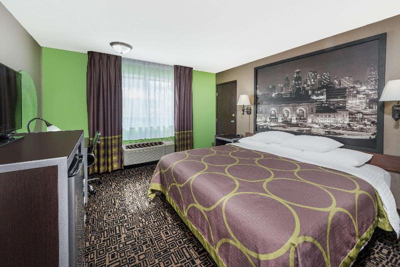 Стандартный Номер Кровать Кинг, Super 8 By Wyndham Warrensburg