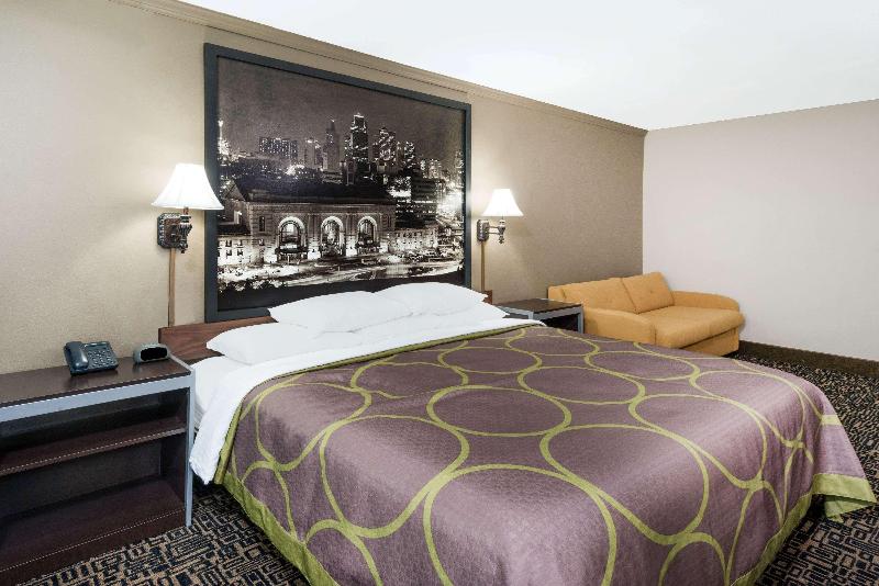 스탠다드 룸 킹사이즈 침대, Super 8 By Wyndham Warrensburg