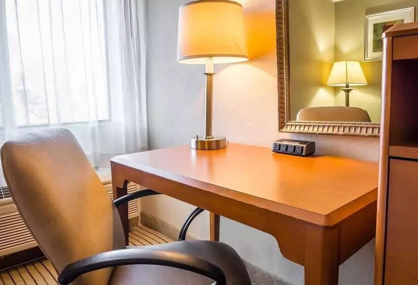 ２ダブルベッドのスタンダードルーム, Quality Inn Spring Valleynanuet