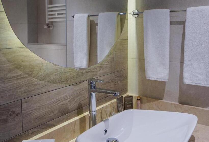 سوییت, Gudauri Lodge