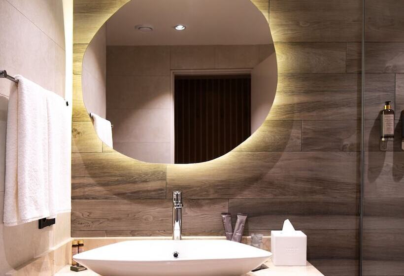 اتاق استاندارد با چشمانداز کوهستان, Gudauri Lodge