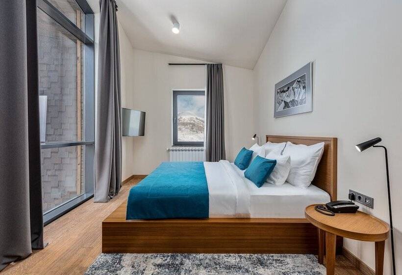 سوییت, Gudauri Lodge