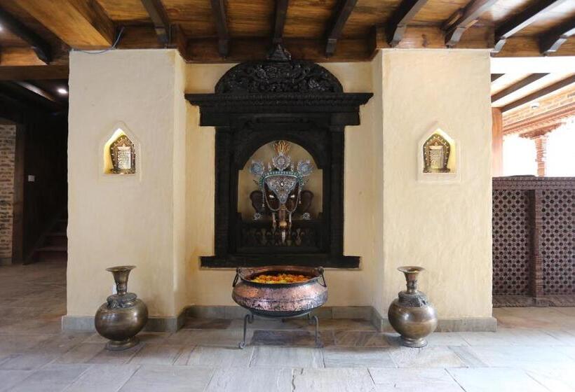 اتاق لوکس, Pahan Chhen   Boutique