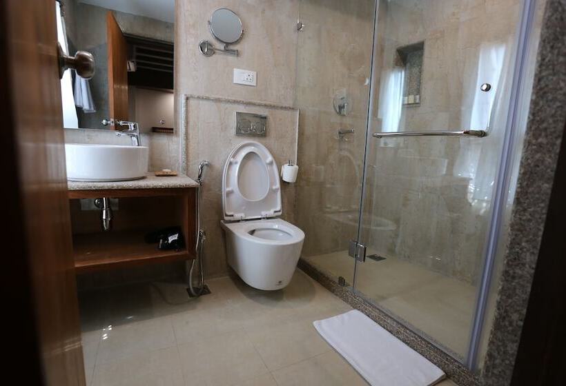 اتاق لوکس, Pahan Chhen   Boutique