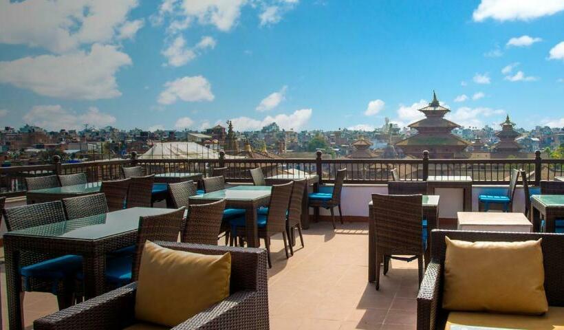 اتاق لوکس, Pahan Chhen   Boutique