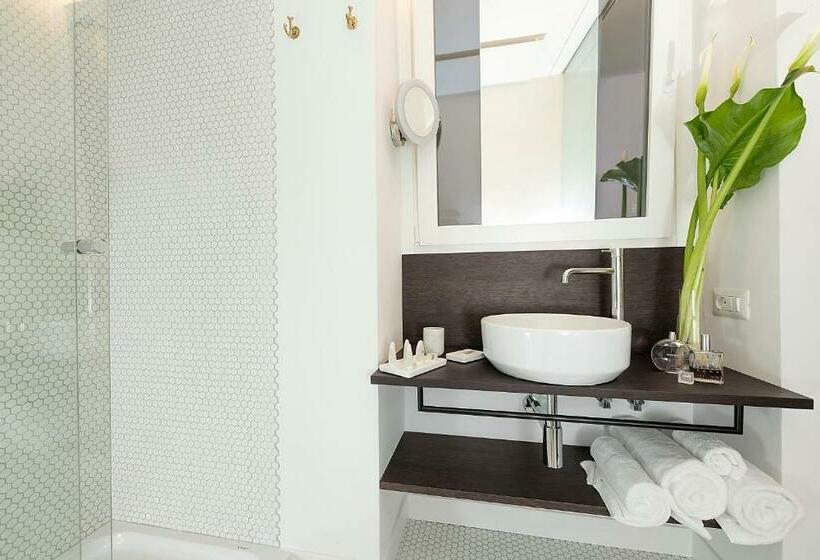 Camera Deluxe, Maison Ottavia