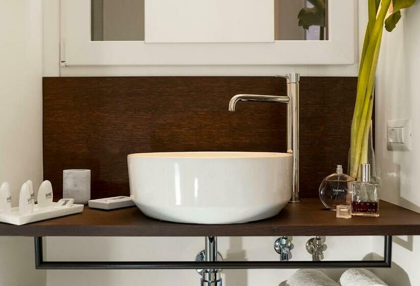 Camera Deluxe, Maison Ottavia