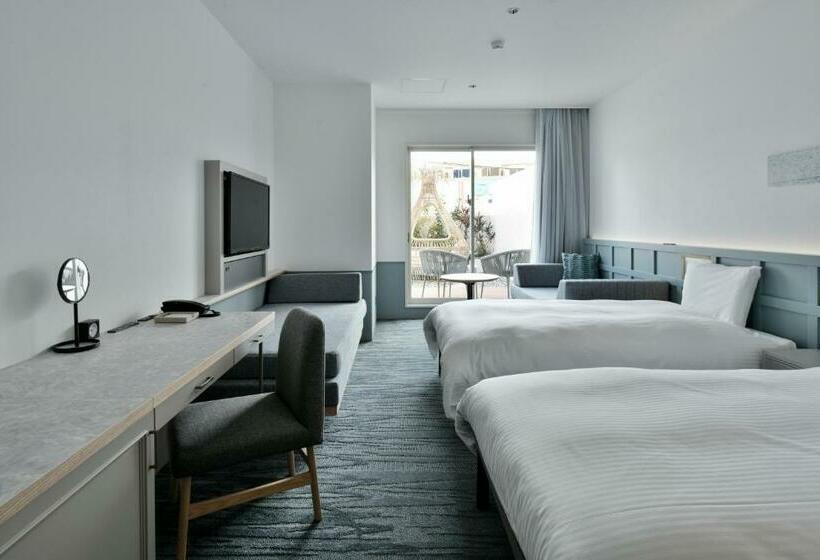 غرفة سوبيريور ثلاثية مطلة علي الحديقة, Lequ Okinawa Chatan Spa & Resort