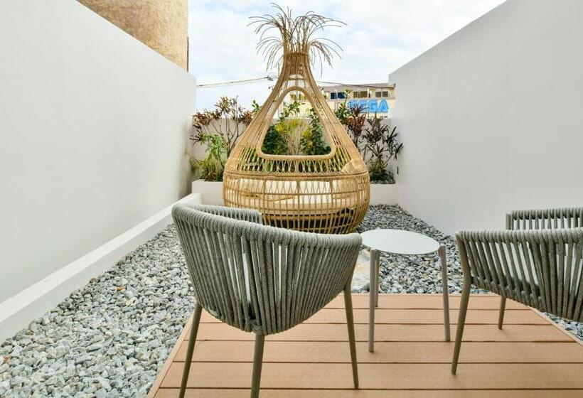 ガーデンビューのトリプルルームスーペリア, Lequ Okinawa Chatan Spa ＆ Resort